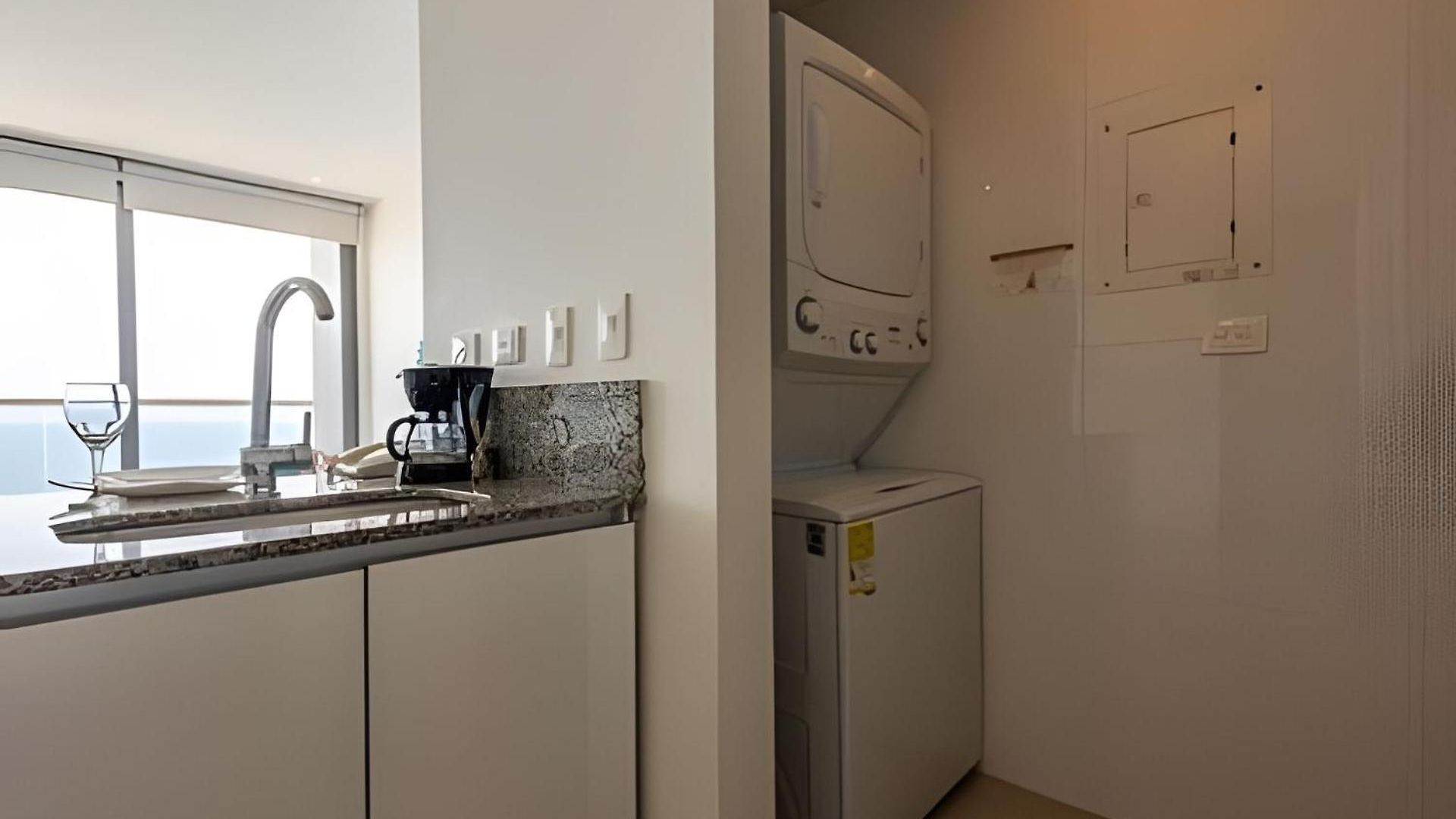 Vista Al Mar Y Centro Histórico “morros City” 26fl Apartamento *